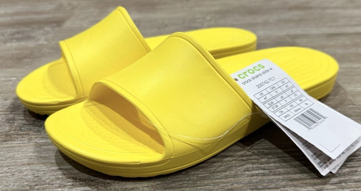 NEW CROCS W7 SLOANE SLIDE IN YELLOW LEMON. STYLE 205742-7C1. DISCONTINUED