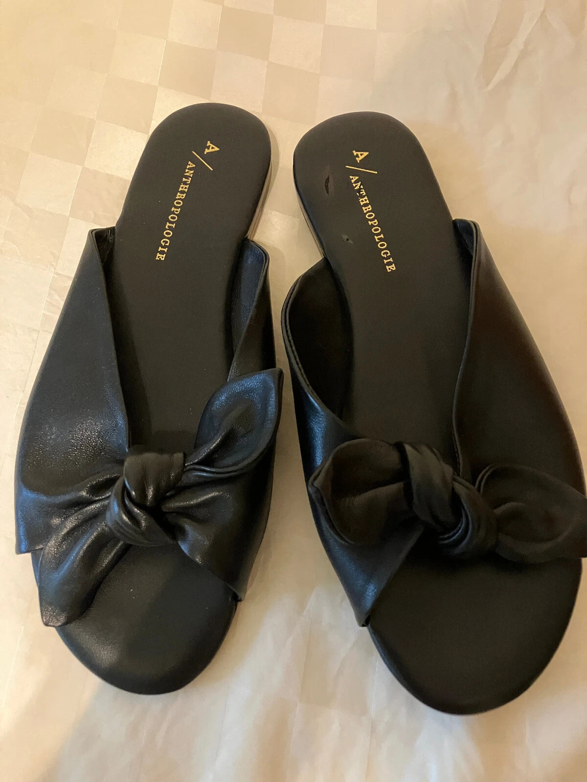 *READ* Anthropologie Black Leather Slide  Sandals 36 / 6 Adjustable bow