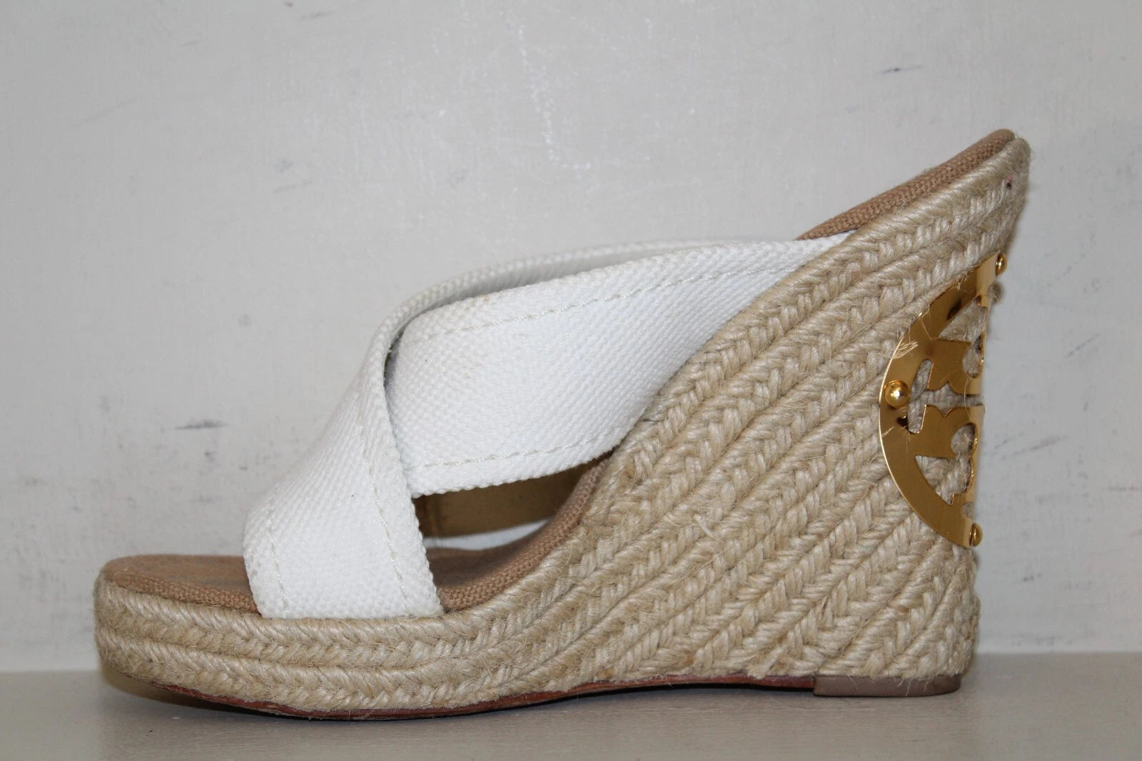 Tory Burch Wedge Kristen Sandal Wedge Heel Sz 8 M Gold Signature Logo White