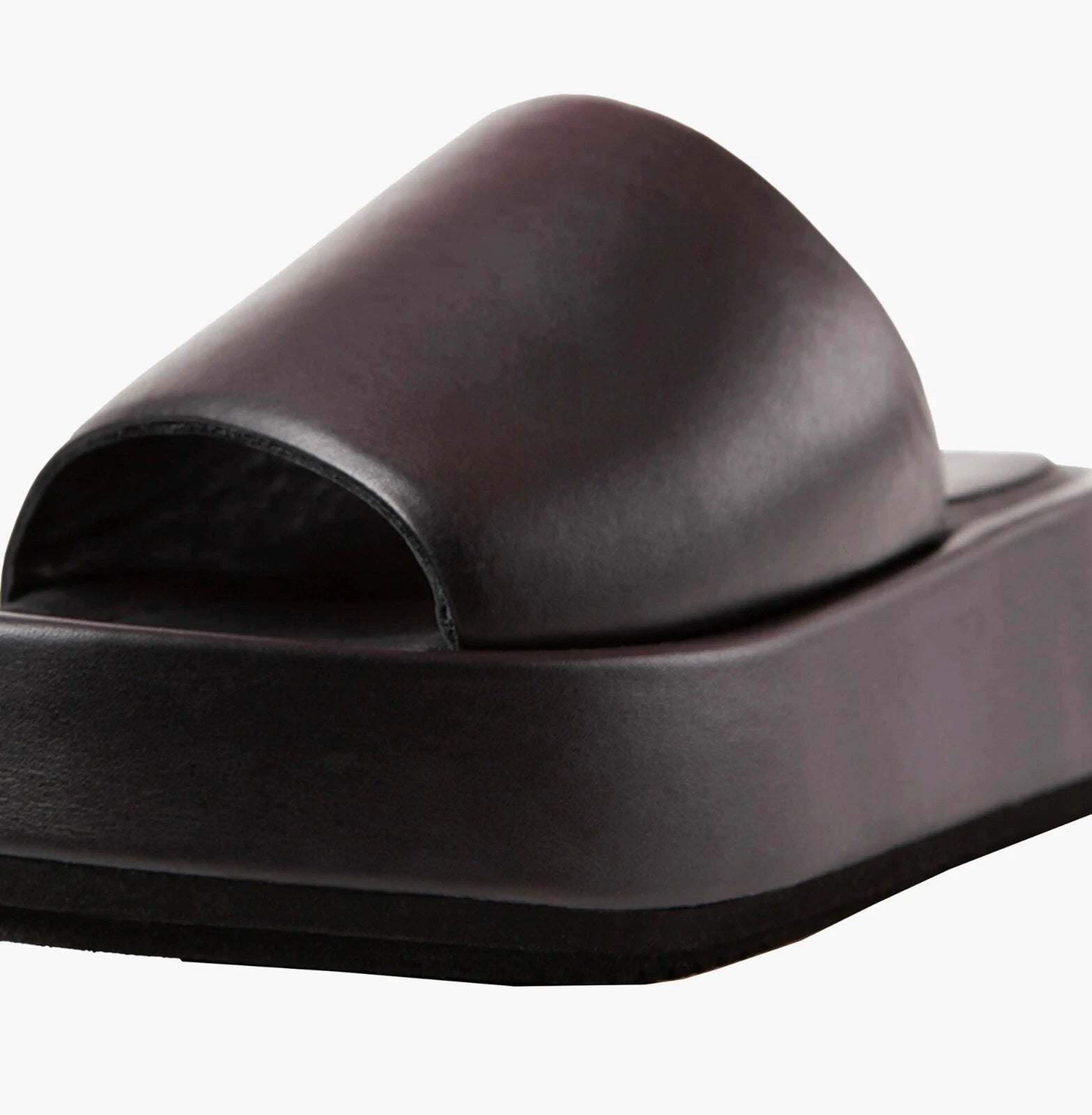 PALOMA BARCELO NIB $370 KORNELIA BLACK LEATHER PLATFORM SLIDE SANDAL. EU38/US8