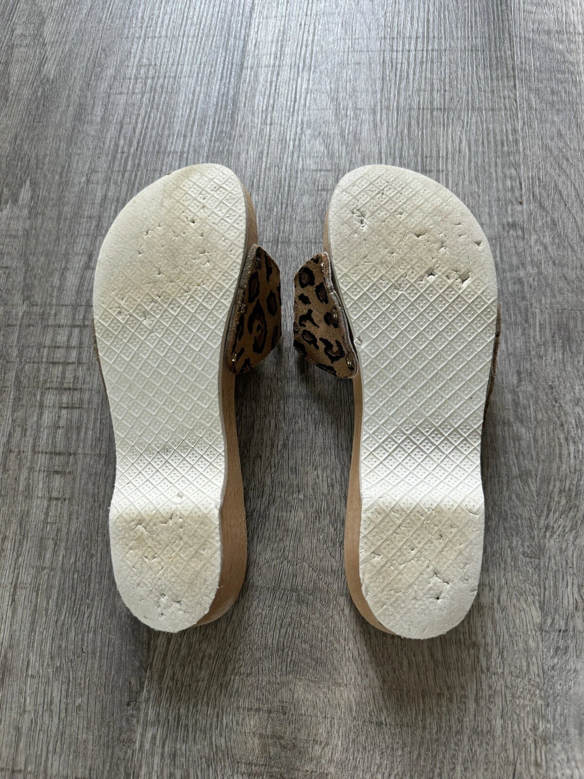 VTG Dr Scholl's Leopard Animal Wood Exercise Sandals Size 6 Made in Italy