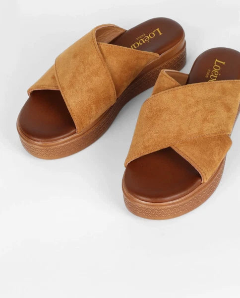 Women's Casual Suede Crossover Open Toe High Platform Mule Sandals / Sliders