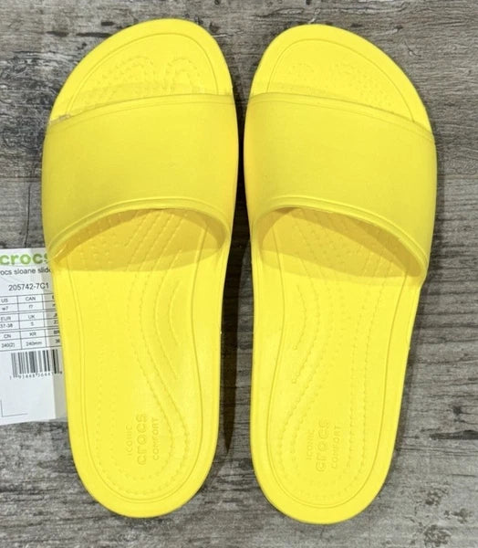 NEW CROCS W7 SLOANE SLIDE IN YELLOW LEMON. STYLE 205742-7C1. DISCONTINUED