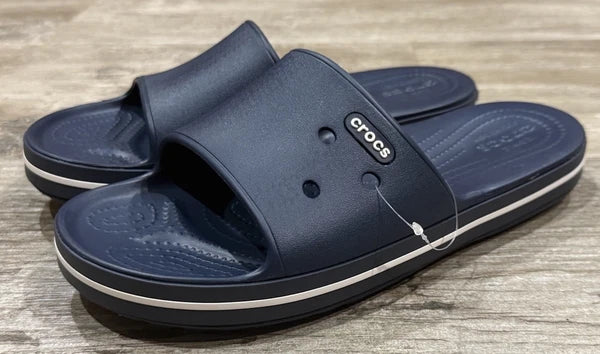 NEW CROCS WOMEN 7 CROCBAND III SLIDE. NAVY / WHITE. STYLE 205733