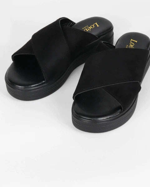 Women's Casual Suede Crossover Open Toe High Platform Mule Sandals / Sliders