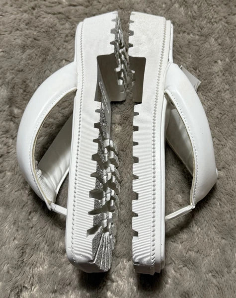 Sole Mates White SlipOnPlatform Wedge Flip Flop Thong Sandals Womens Sz 10- NEW