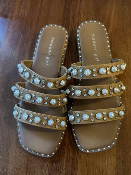 Steve Madden G-Heave Pearl Gem Slide Sandals Size 6 Medium (B,M) Faux Leather