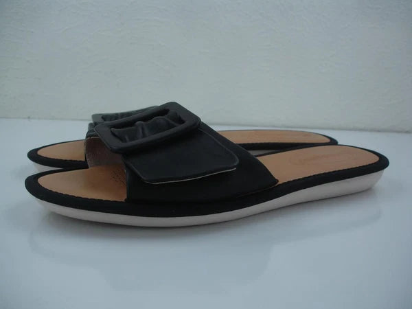 Women's 8.5 M Corso Como Bahlia Black Leather Flat Sandals Buckle Open Toe Slide