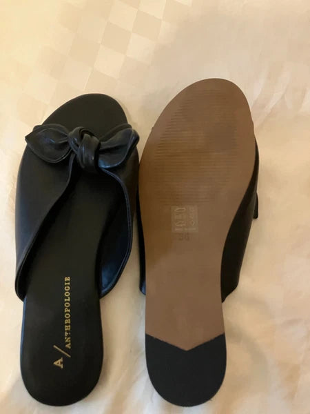 *READ* Anthropologie Black Leather Slide  Sandals 36 / 6 Adjustable bow