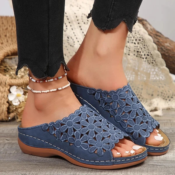 Women Elegant Floral Comfort Sandals – Hollow-Cut Stylish Wedge Versatile Slides