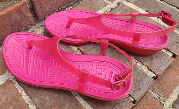 🐊CROCS●Sexi💋Serena●Flip Flop/ Thong/Slingback●Sz.7●Good/Clean Cond●HOT PINK💗