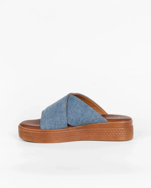 Women's Casual Suede Crossover Open Toe High Platform Mule Sandals / Sliders