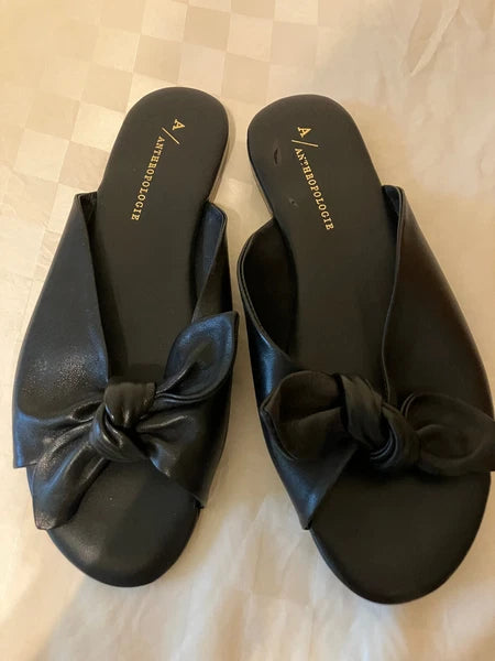 *READ* Anthropologie Black Leather Slide  Sandals 36 / 6 Adjustable bow