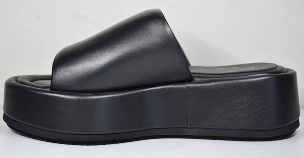 PALOMA BARCELO NIB $370 KORNELIA BLACK LEATHER PLATFORM SLIDE SANDAL. EU38/US8