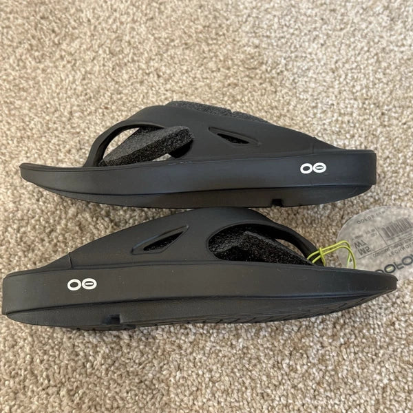 OOFOS Unisex Original Sandal Style #1000, Black, Size M5, W7, New In Bag