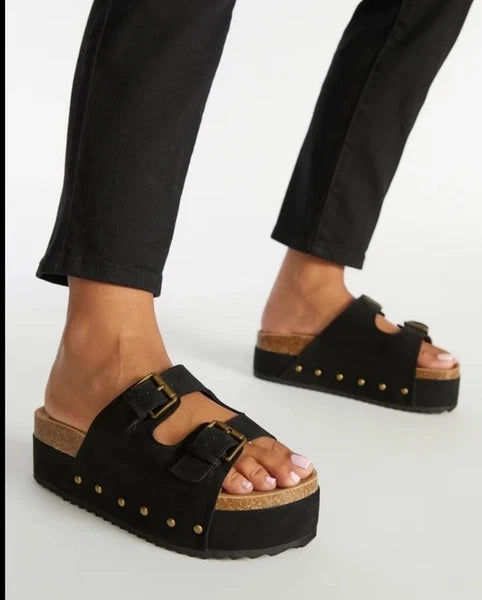 JF Black Platform Large Buckle Sandals Women’s Sz 7 Black Y2K Just Fab Chunky