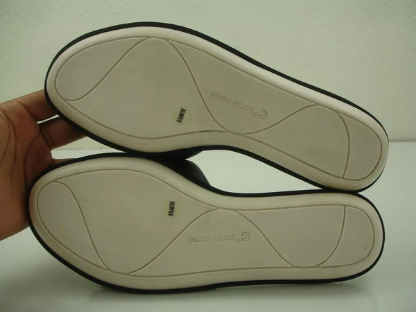 Women's 8.5 M Corso Como Bahlia Black Leather Flat Sandals Buckle Open Toe Slide