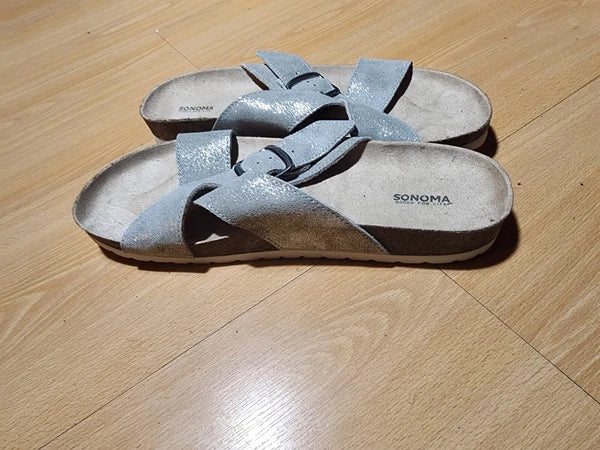 Sonoma Silver Suede Buckle Slide Footbed Sandals Size 9.5 Style Tarragon