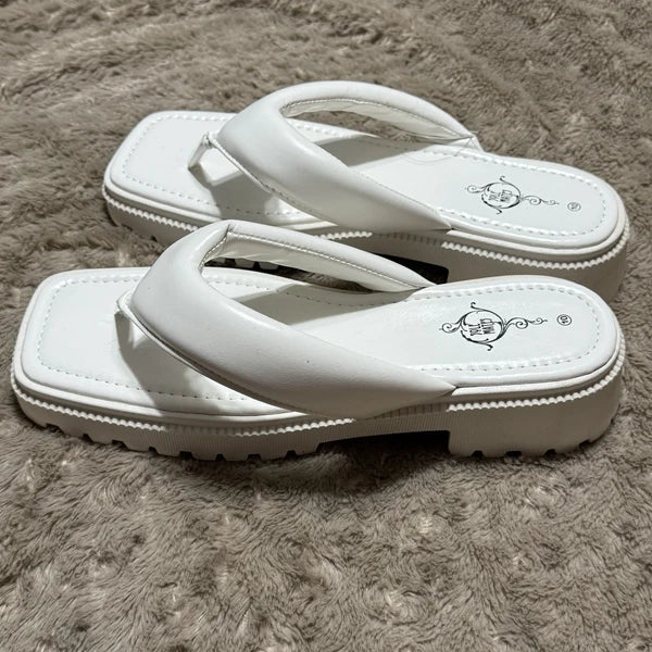 Sole Mates White SlipOnPlatform Wedge Flip Flop Thong Sandals Womens Sz 10- NEW