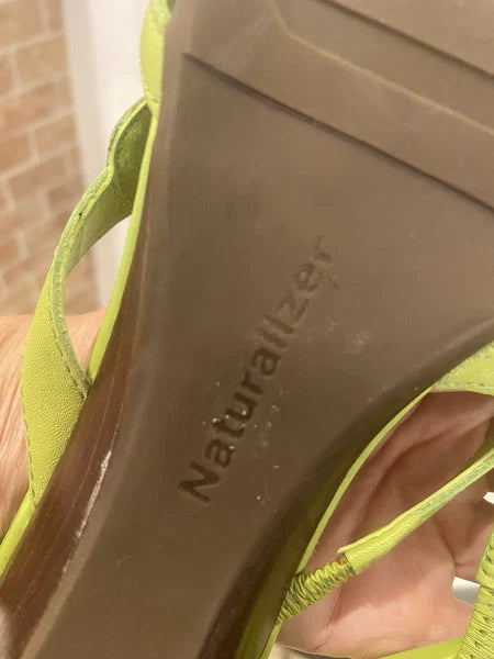 Naturalizer Womens Y2k Style Lime Green Leather Sandals Size 8.5 Kitten Heel